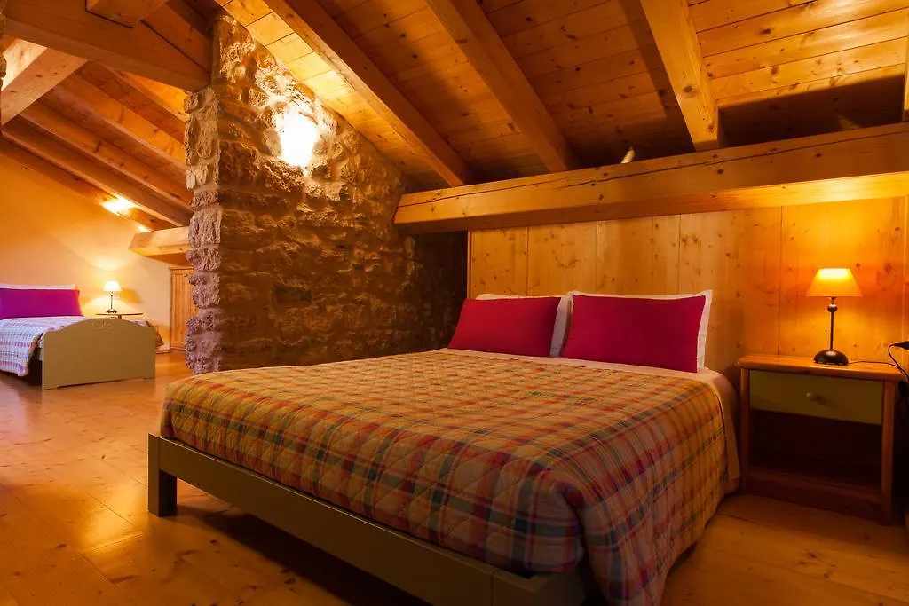 Happy Days Bed and Breakfast Mezzaselva