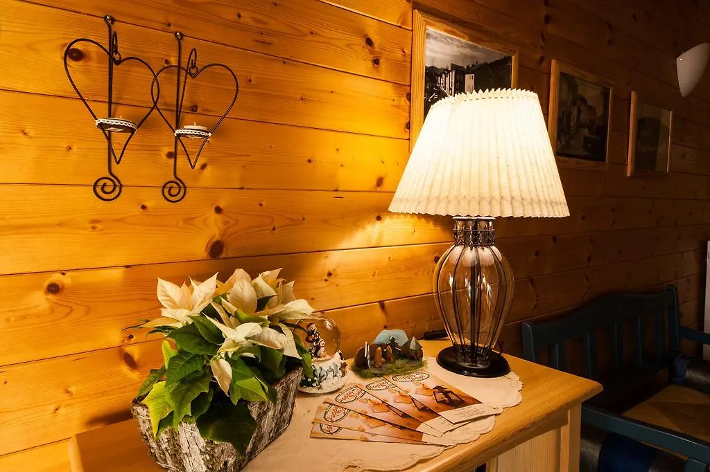 Happy Days Bed and Breakfast Mezzaselva