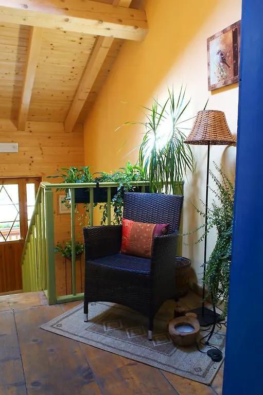 Happy Days Bed and Breakfast Mezzaselva